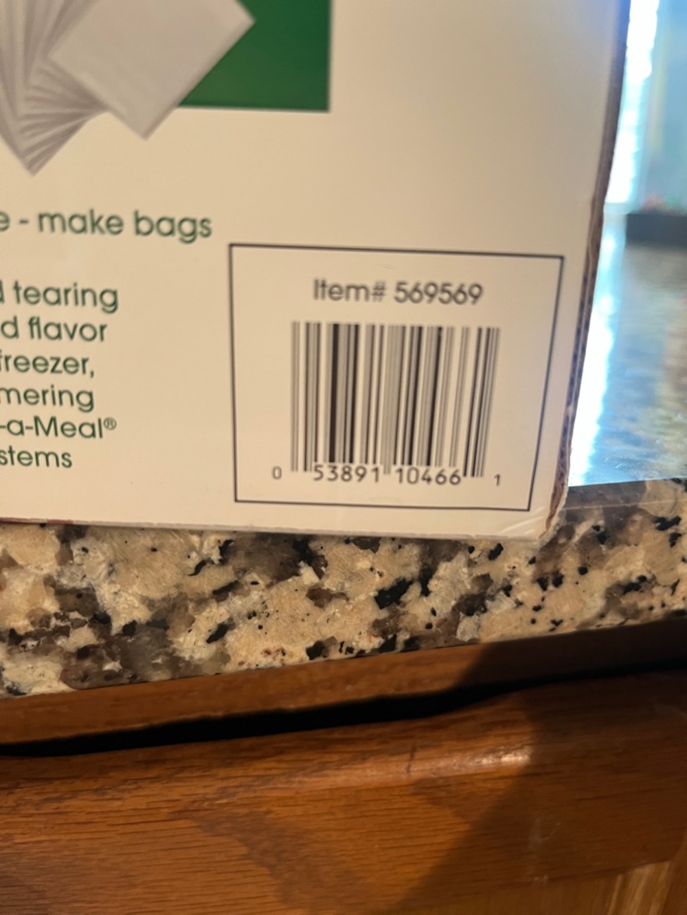 Brand New FoodSaver Vacuum Sealing Bags and Rolls - Picture 3 of 3